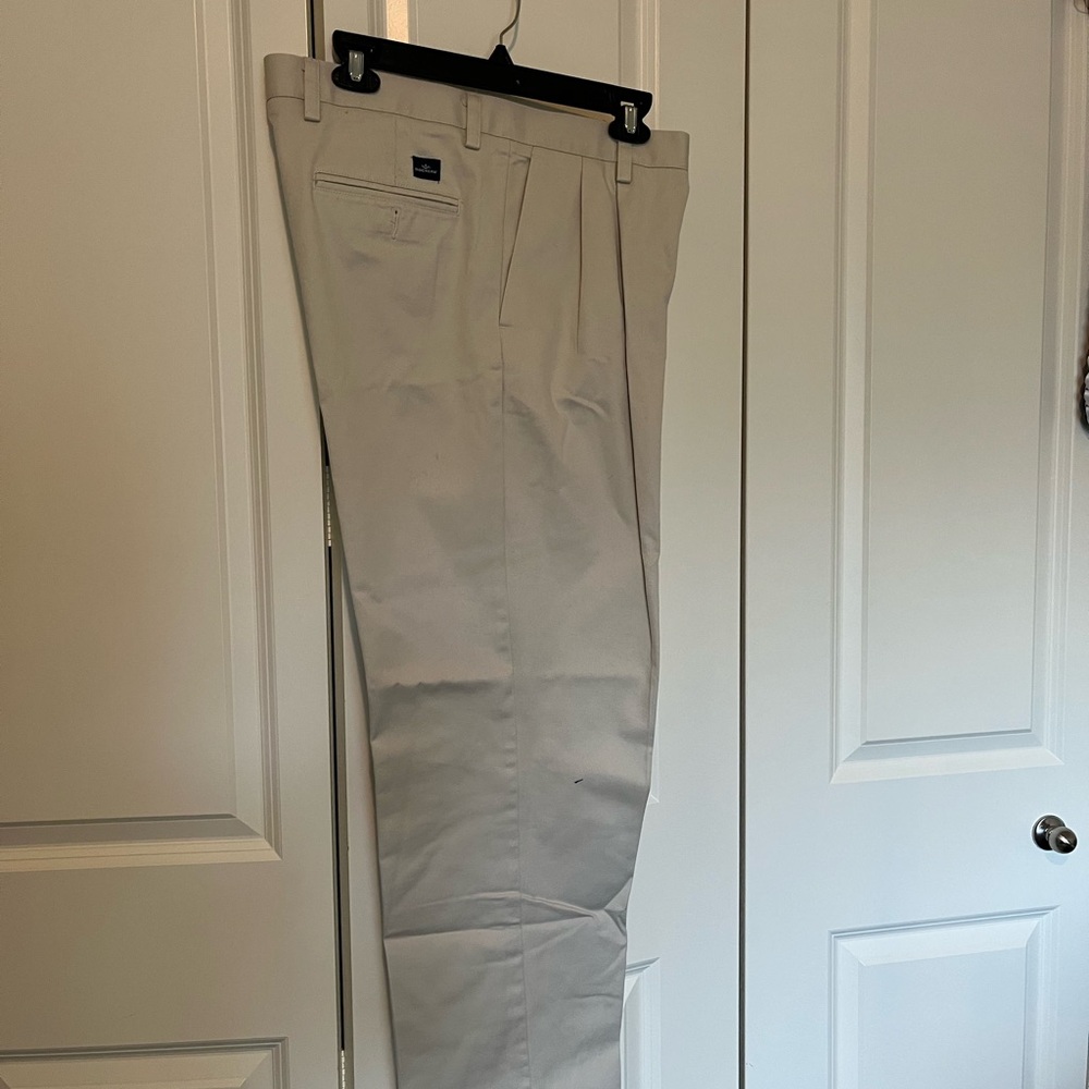 Dockers Tan Cream Chinos Classic Straight-Leg, 34x32, NWOT
